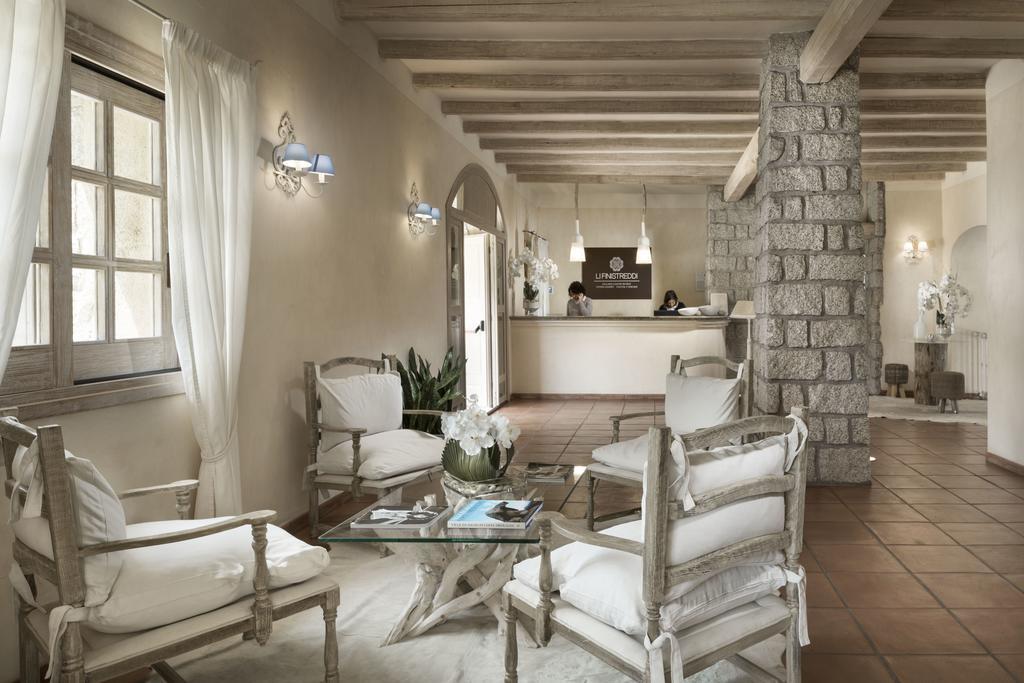 Hotel Li Finistreddi Cannigione Exterior photo